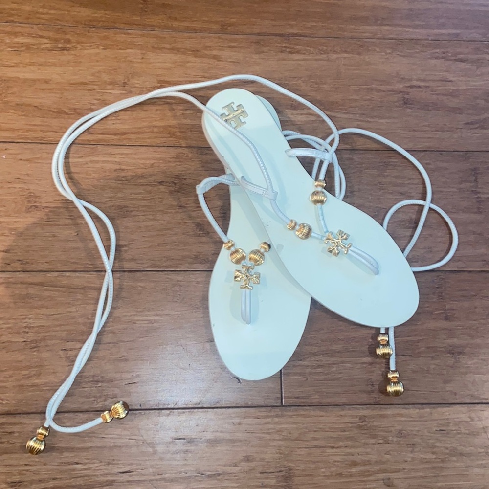 Perfect summer white Tory Burch sandals